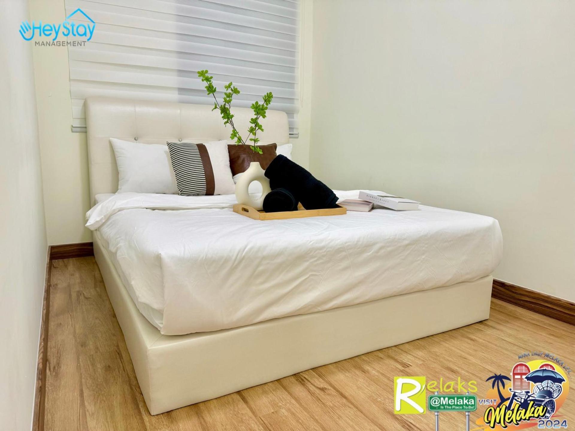 The Apple Residence By Heystay Management Malacca Bagian luar foto
